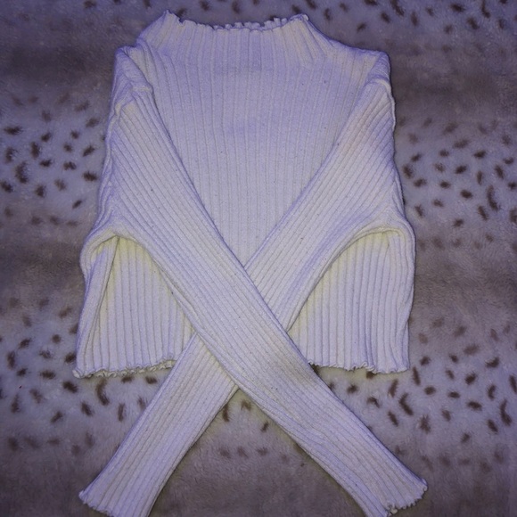 shein cropped long sleeves turtleneck . - Picture 5 of 7